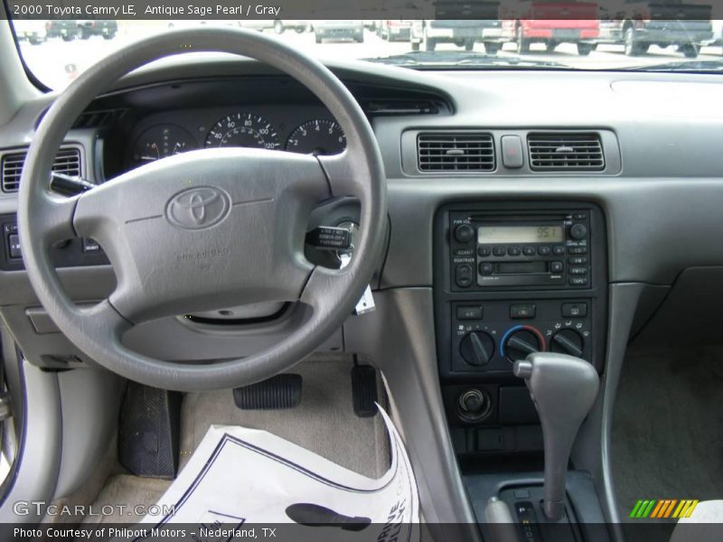 Antique Sage Pearl / Gray 2000 Toyota Camry LE