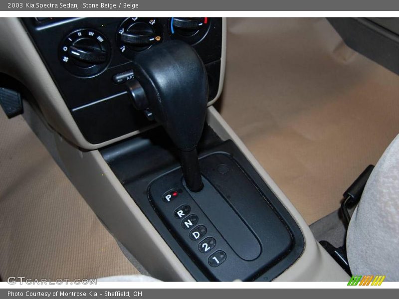 Stone Beige / Beige 2003 Kia Spectra Sedan