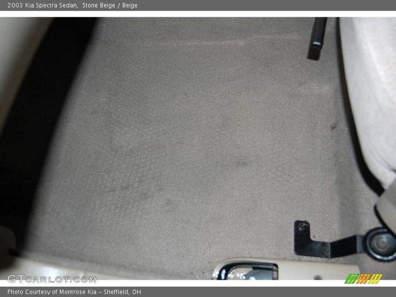 Stone Beige / Beige 2003 Kia Spectra Sedan