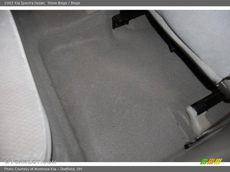 Stone Beige / Beige 2003 Kia Spectra Sedan