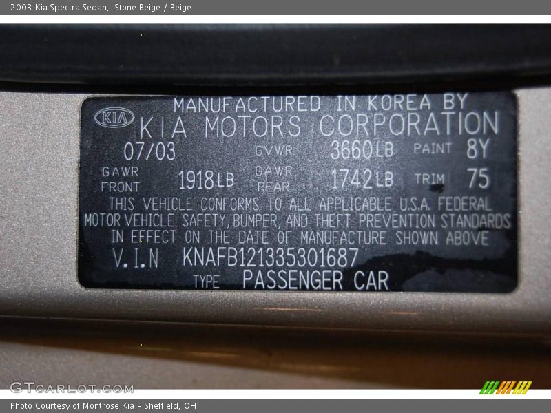 Stone Beige / Beige 2003 Kia Spectra Sedan