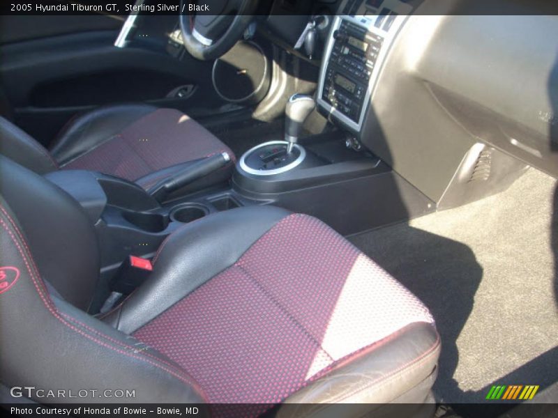 Sterling Silver / Black 2005 Hyundai Tiburon GT