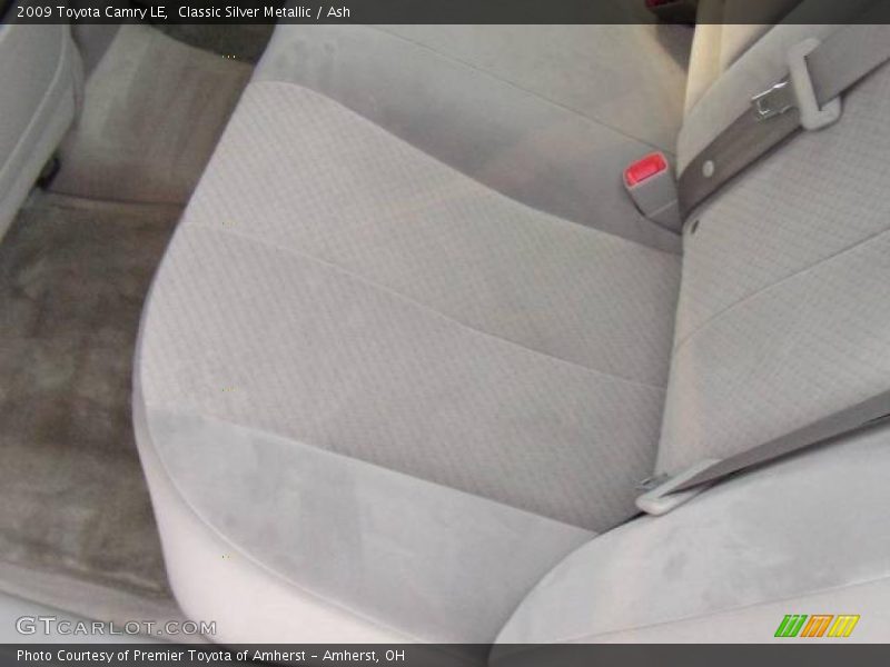 Classic Silver Metallic / Ash 2009 Toyota Camry LE