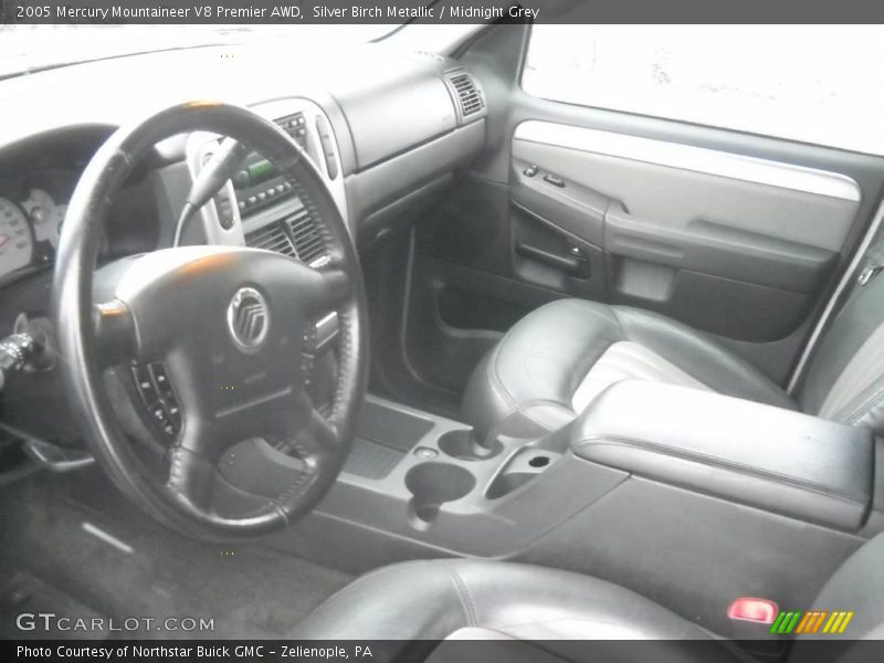 Silver Birch Metallic / Midnight Grey 2005 Mercury Mountaineer V8 Premier AWD
