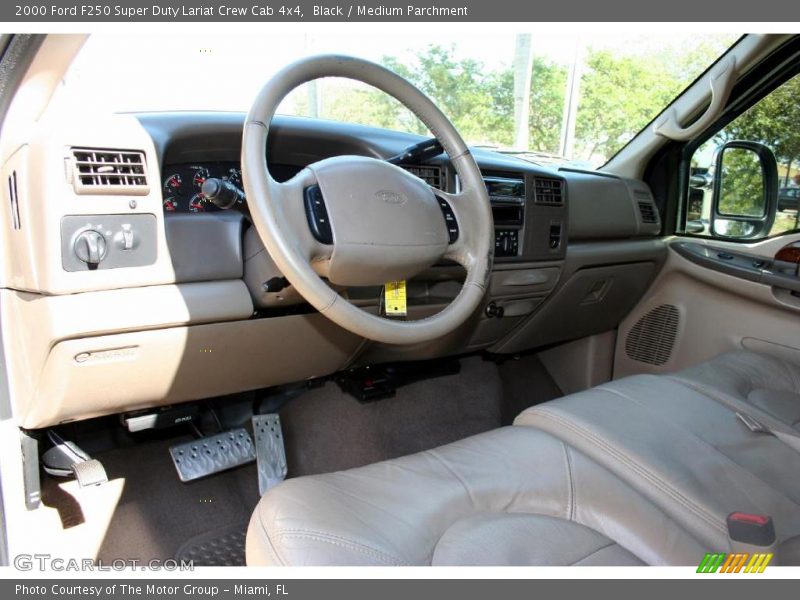 Black / Medium Parchment 2000 Ford F250 Super Duty Lariat Crew Cab 4x4