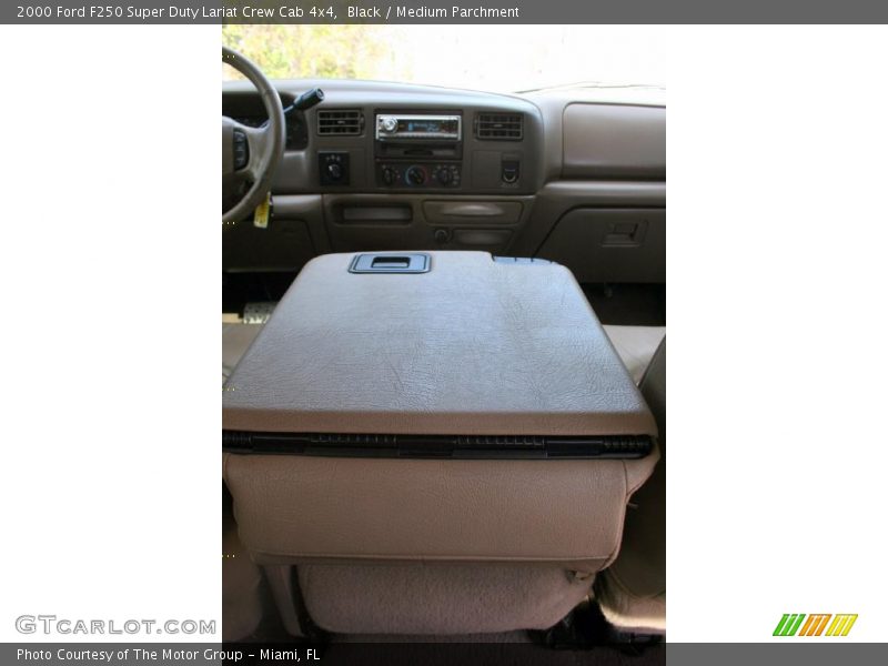 Black / Medium Parchment 2000 Ford F250 Super Duty Lariat Crew Cab 4x4