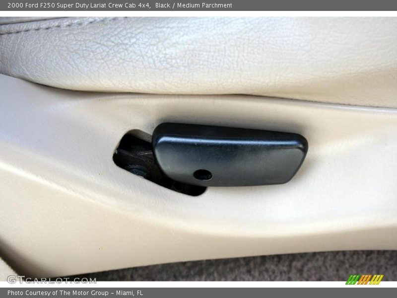 Black / Medium Parchment 2000 Ford F250 Super Duty Lariat Crew Cab 4x4