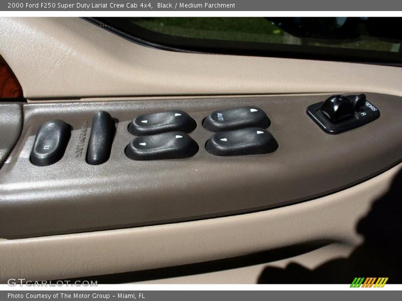 Black / Medium Parchment 2000 Ford F250 Super Duty Lariat Crew Cab 4x4