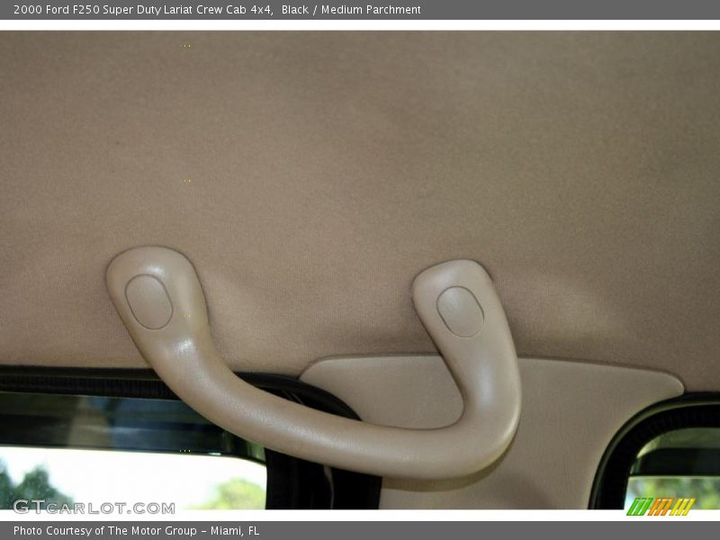 Black / Medium Parchment 2000 Ford F250 Super Duty Lariat Crew Cab 4x4