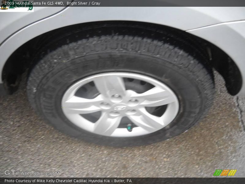 Bright Silver / Gray 2009 Hyundai Santa Fe GLS 4WD