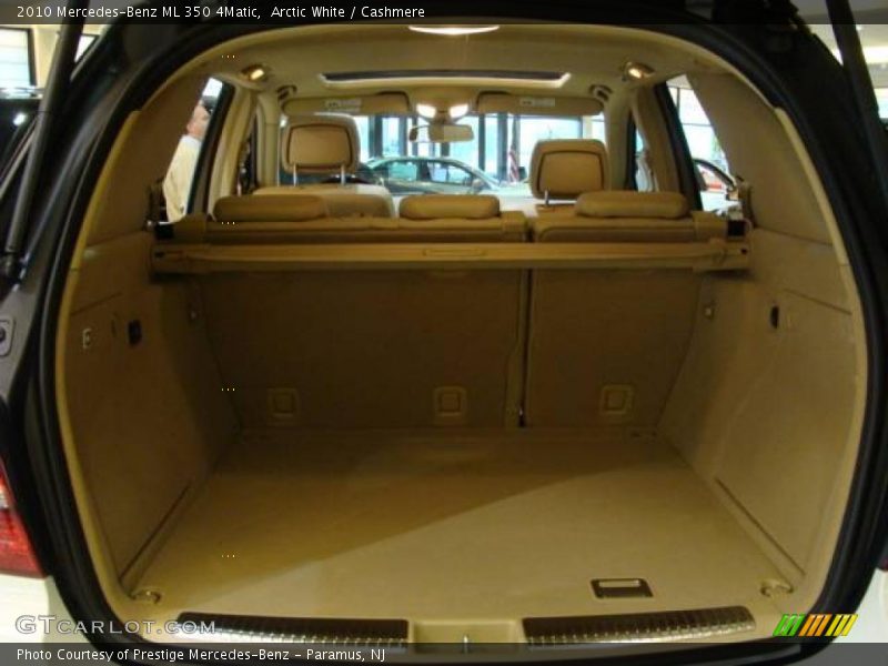 Arctic White / Cashmere 2010 Mercedes-Benz ML 350 4Matic