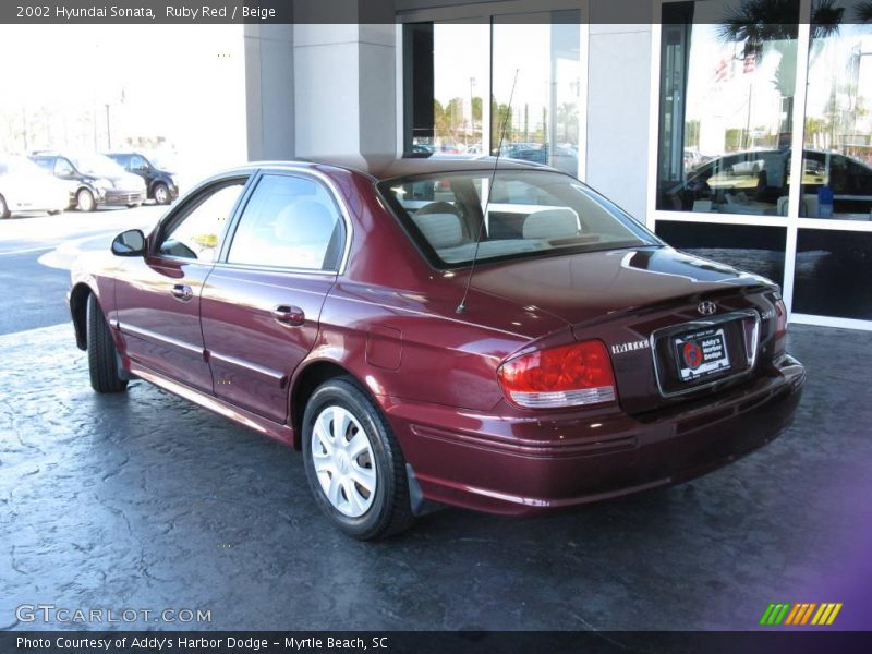 Ruby Red / Beige 2002 Hyundai Sonata