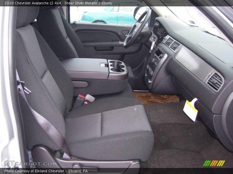 Sheer Silver Metallic / Ebony 2010 Chevrolet Avalanche LS 4x4