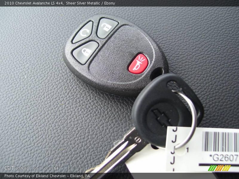 Sheer Silver Metallic / Ebony 2010 Chevrolet Avalanche LS 4x4