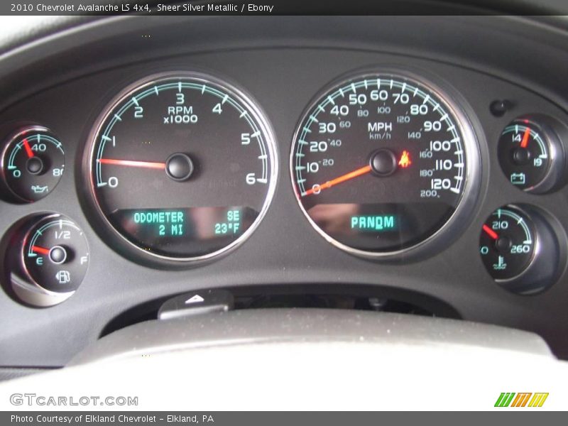 Sheer Silver Metallic / Ebony 2010 Chevrolet Avalanche LS 4x4