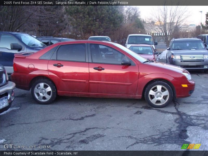 Sangria Red Metallic / Dark Pebble/Light Pebble 2005 Ford Focus ZX4 SES Sedan