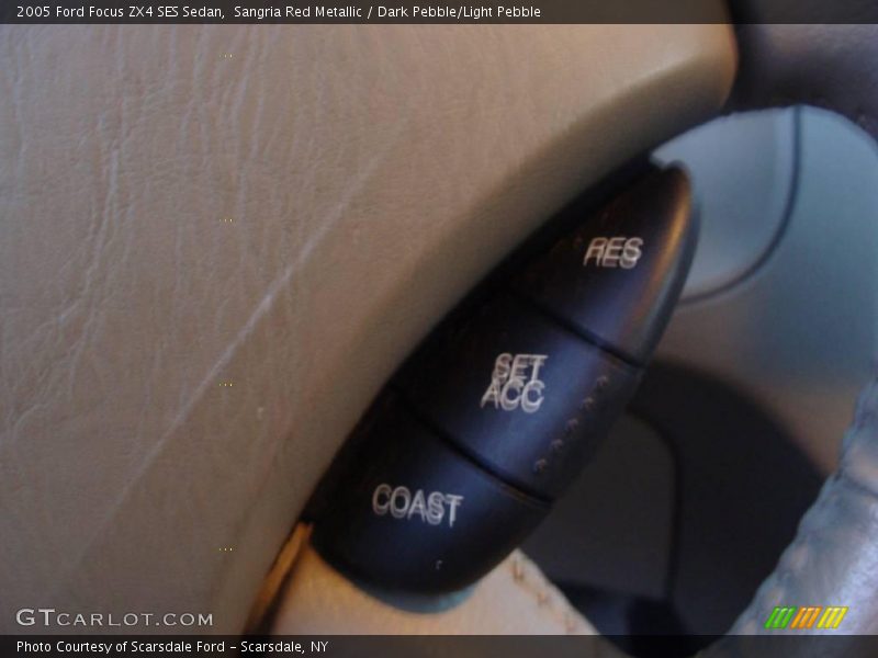 Sangria Red Metallic / Dark Pebble/Light Pebble 2005 Ford Focus ZX4 SES Sedan