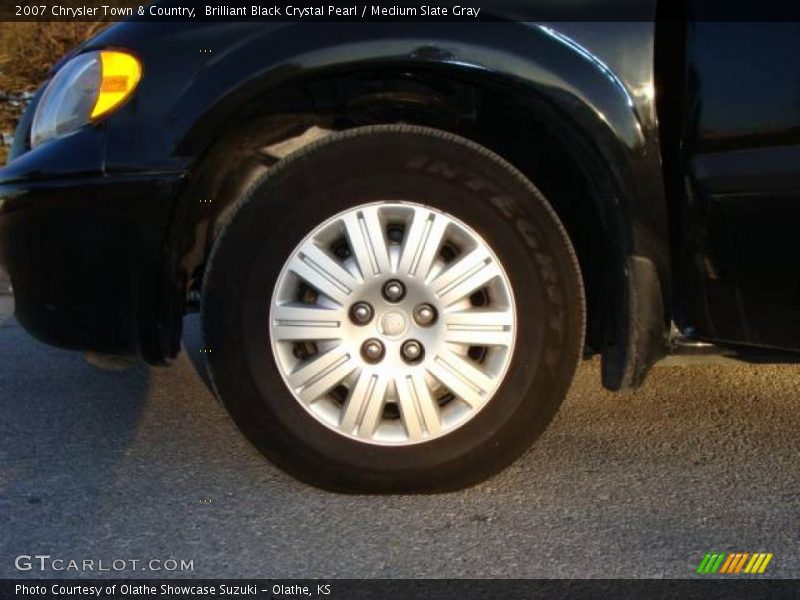 Brilliant Black Crystal Pearl / Medium Slate Gray 2007 Chrysler Town & Country