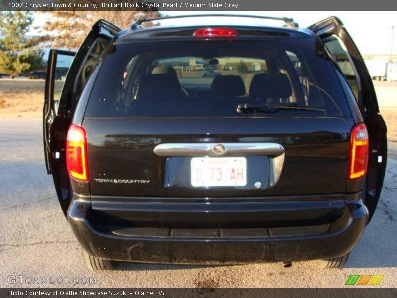 Brilliant Black Crystal Pearl / Medium Slate Gray 2007 Chrysler Town & Country
