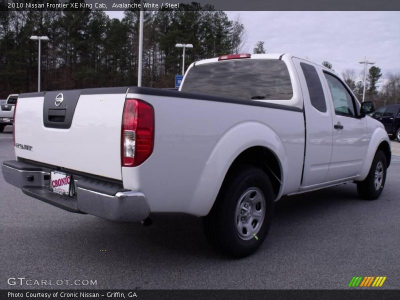 Avalanche White / Steel 2010 Nissan Frontier XE King Cab