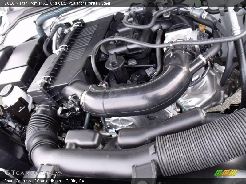 Avalanche White / Steel 2010 Nissan Frontier XE King Cab
