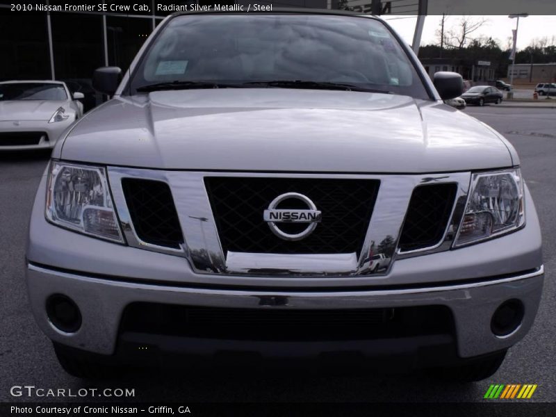 Radiant Silver Metallic / Steel 2010 Nissan Frontier SE Crew Cab