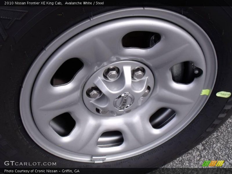 Avalanche White / Steel 2010 Nissan Frontier XE King Cab