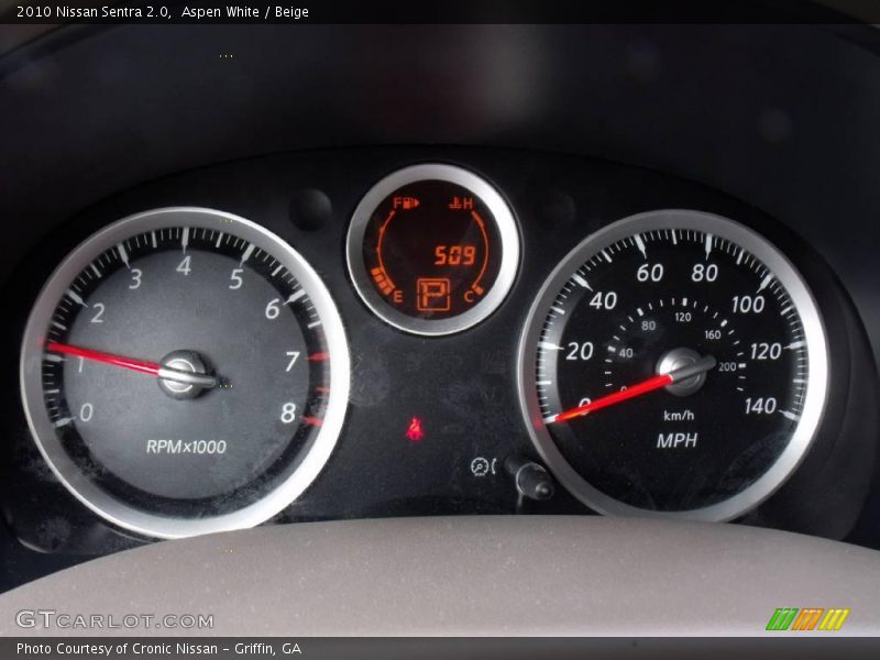 Aspen White / Beige 2010 Nissan Sentra 2.0