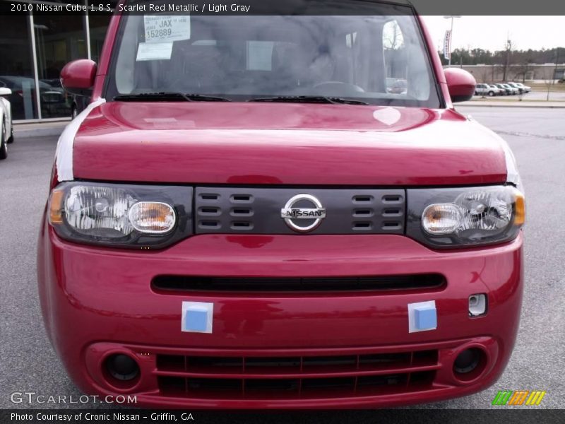 Scarlet Red Metallic / Light Gray 2010 Nissan Cube 1.8 S