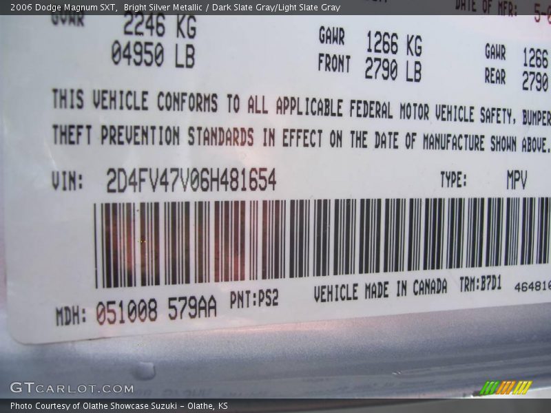 Bright Silver Metallic / Dark Slate Gray/Light Slate Gray 2006 Dodge Magnum SXT