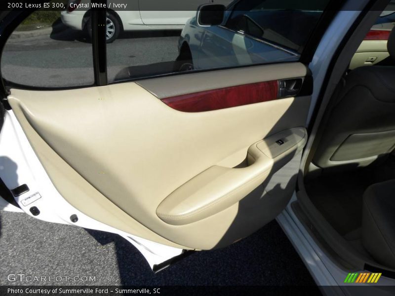 Crystal White / Ivory 2002 Lexus ES 300