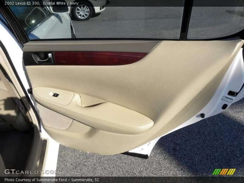 Crystal White / Ivory 2002 Lexus ES 300