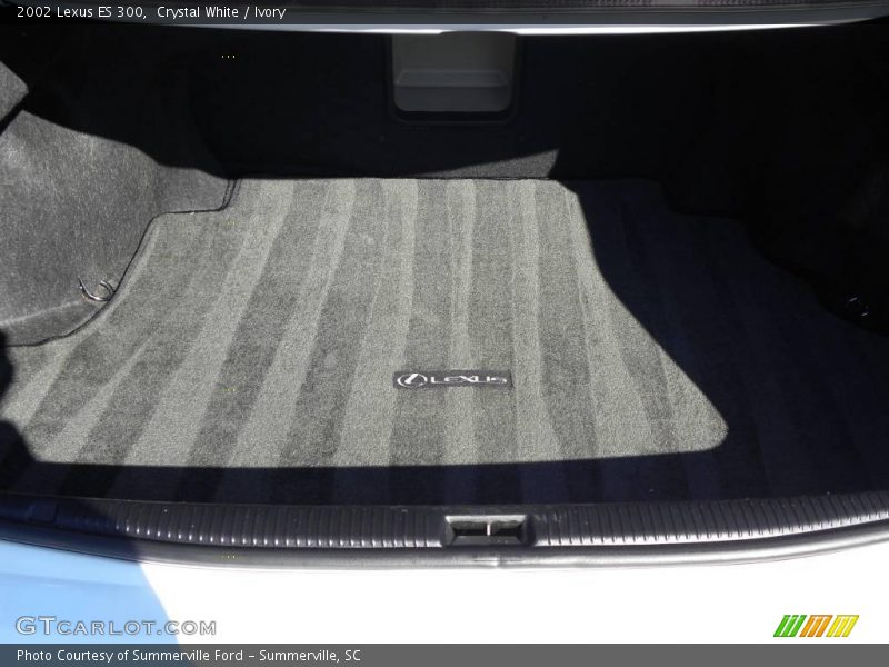 Crystal White / Ivory 2002 Lexus ES 300