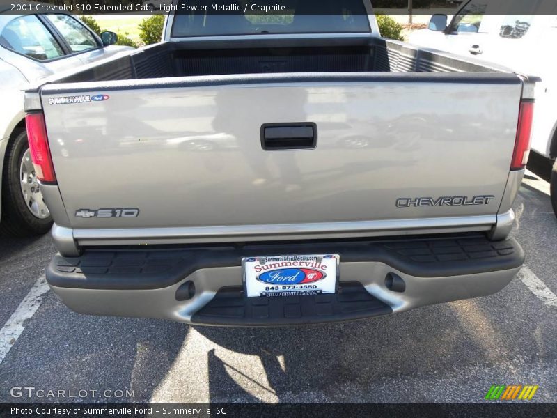 Light Pewter Metallic / Graphite 2001 Chevrolet S10 Extended Cab