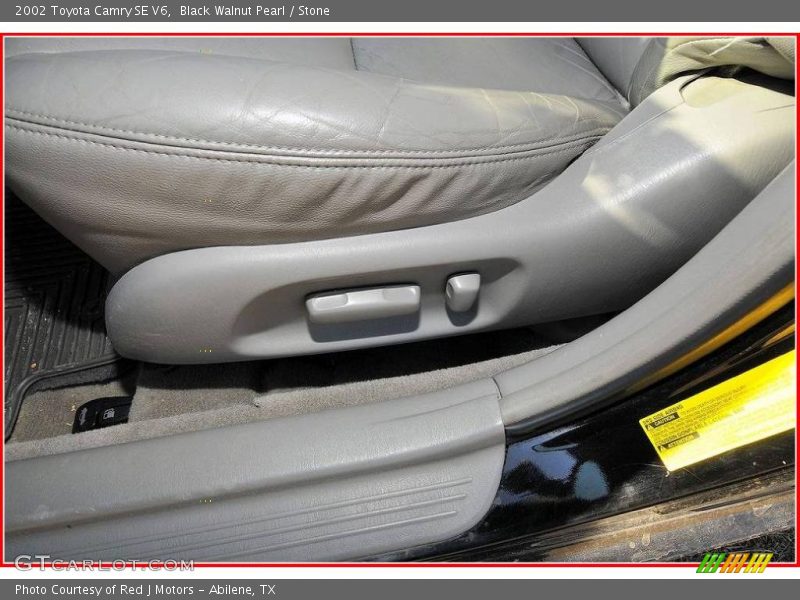 Black Walnut Pearl / Stone 2002 Toyota Camry SE V6