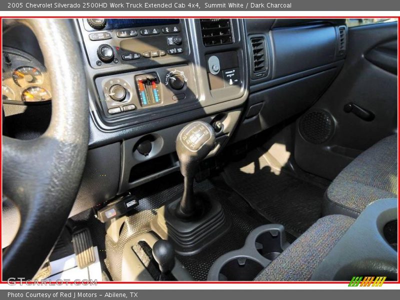 Summit White / Dark Charcoal 2005 Chevrolet Silverado 2500HD Work Truck Extended Cab 4x4