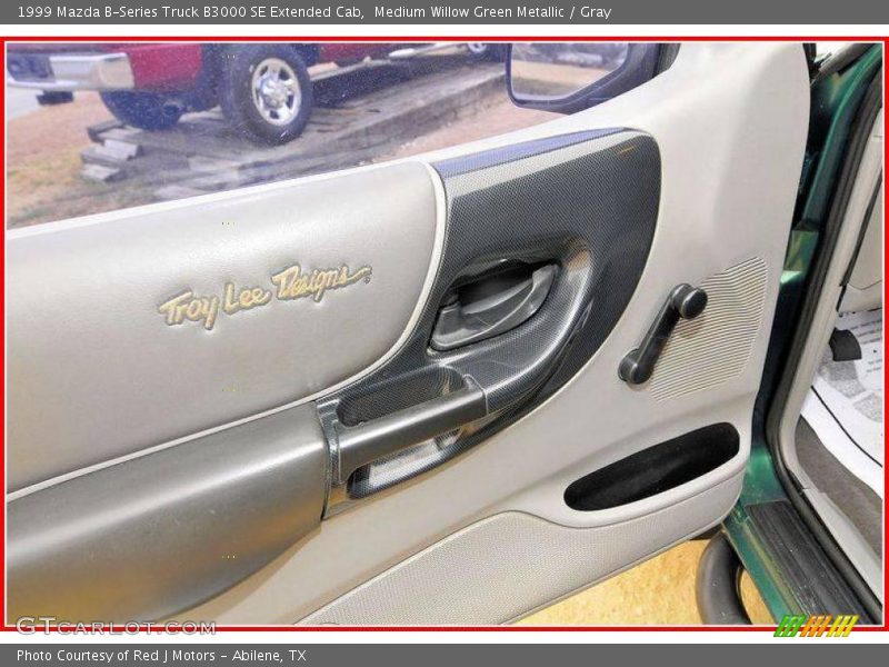 Medium Willow Green Metallic / Gray 1999 Mazda B-Series Truck B3000 SE Extended Cab