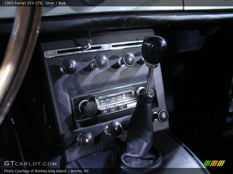  1963 250 GTE  4 Speed Manual Shifter