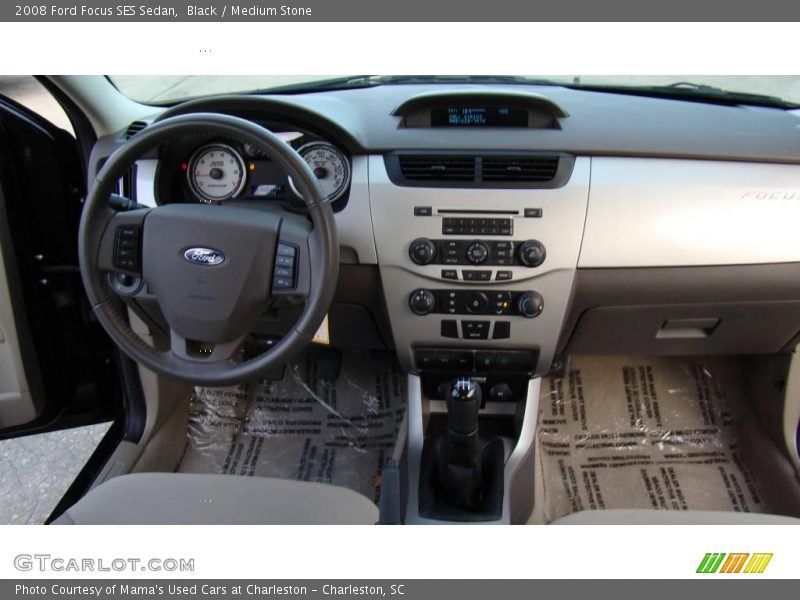 Black / Medium Stone 2008 Ford Focus SES Sedan