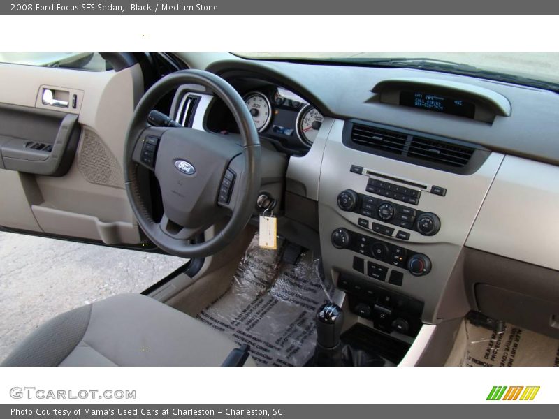 Black / Medium Stone 2008 Ford Focus SES Sedan