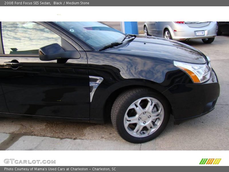 Black / Medium Stone 2008 Ford Focus SES Sedan