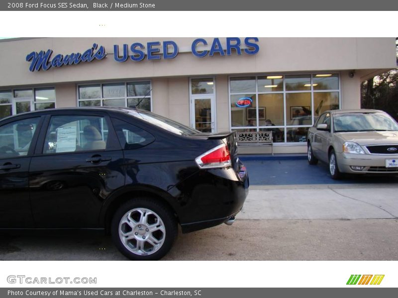 Black / Medium Stone 2008 Ford Focus SES Sedan