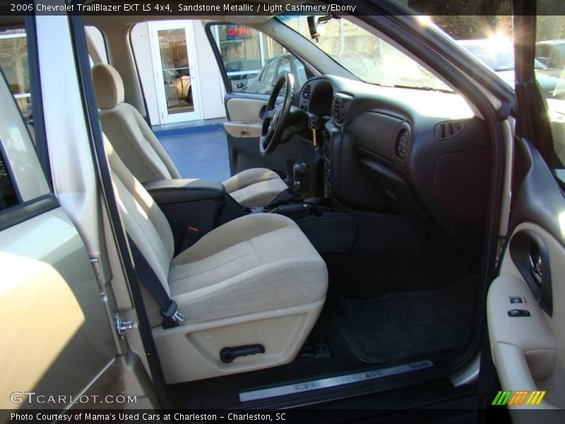 Sandstone Metallic / Light Cashmere/Ebony 2006 Chevrolet TrailBlazer EXT LS 4x4