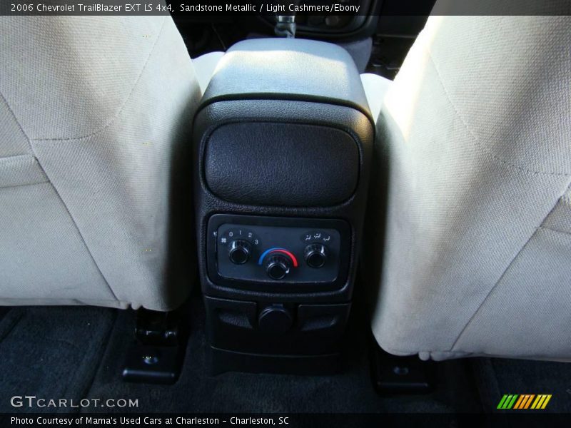 Sandstone Metallic / Light Cashmere/Ebony 2006 Chevrolet TrailBlazer EXT LS 4x4