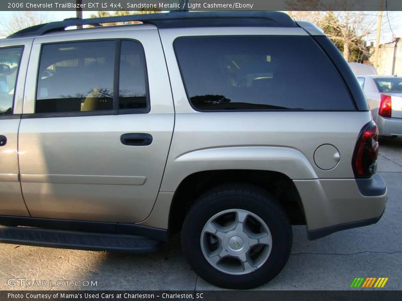 Sandstone Metallic / Light Cashmere/Ebony 2006 Chevrolet TrailBlazer EXT LS 4x4