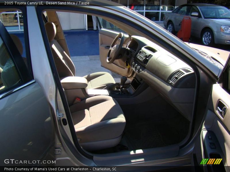 Desert Sand Mica / Taupe 2005 Toyota Camry LE