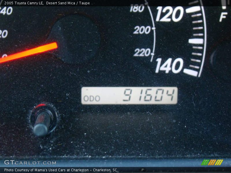 Desert Sand Mica / Taupe 2005 Toyota Camry LE