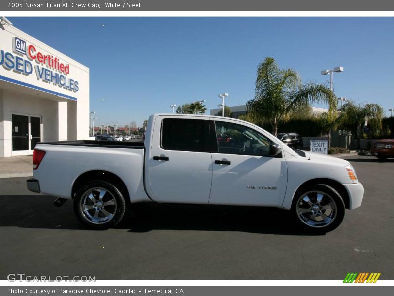 White / Steel 2005 Nissan Titan XE Crew Cab