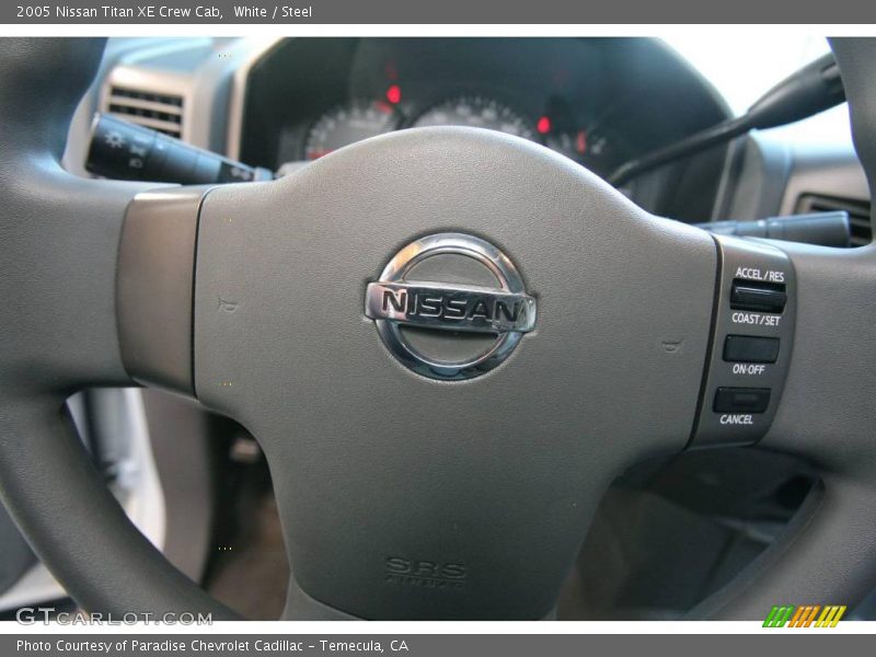 White / Steel 2005 Nissan Titan XE Crew Cab