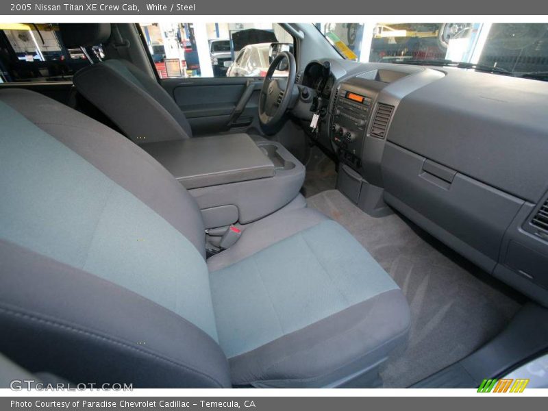 White / Steel 2005 Nissan Titan XE Crew Cab